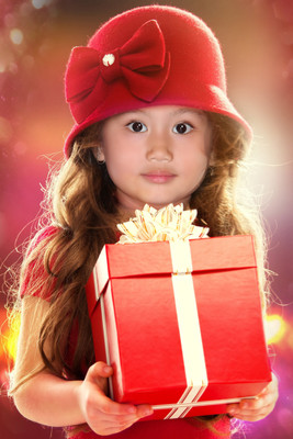 

Child's Love - Cute Girl Gift Paper Print(18 inch X 12 inch, Streched)