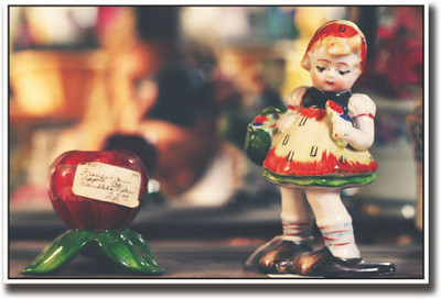 

Girl and Apple Photography Fine Art Print(12 inch X 18 inch, Rolled)