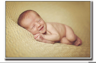 

Posterhouzz Awesome baby picture laughing Fine Art Print(12 inch X 18 inch, Rolled)