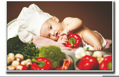 

Posterhouzz Cute Baby chef with vegetables Fine Art Print(12 inch X 18 inch, Rolled)