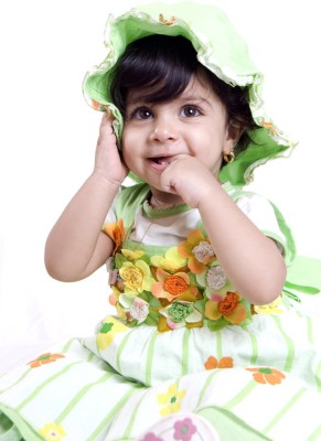 

Child'S Love - Cute Girl In Green Outfit Paper Print(18 inch X 12 inch, Streched)