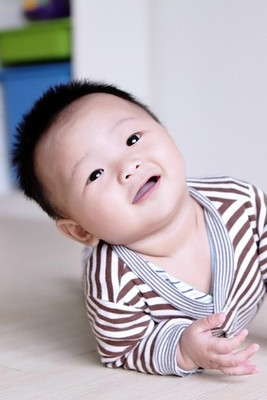 

Child's Love - Cute Crawling Baby (3) Paper Print(18 inch X 12 inch, Streched)