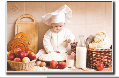 

Posterhouzz Baby chef with flour Fine Art Print(12 inch X 18 inch, Rolled)