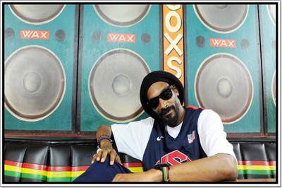 

Posterhouzz Snoop Dogg Poster Paper Print(12 inch X 18 inch, Rolled)
