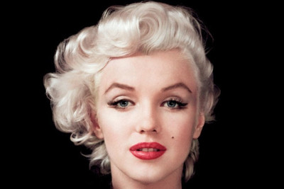 

Posterhouzz Marilyn Monroe Poster Paper Print(12 inch X 18 inch, Rolled)