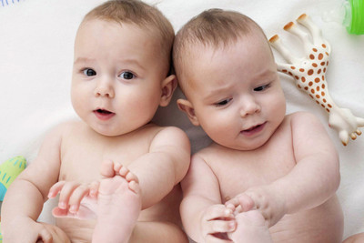 

Child's Love - Cute Twins Paper Print(12 inch X 18 inch, Streched)