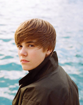 

Justin Bieber Photographic Paper(18 inch X 12 inch, Rolled)