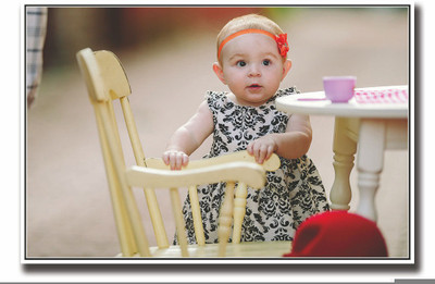 

Posterhouzz Baby with chair Fine Art Print(12 inch X 18 inch, Rolled)