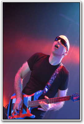 

Joe Satriani Photographic Paper(18 inch X 12 inch)