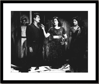 Madhubala in Howrah Bridge Photographic Paper(8 inch X 10 inch)
