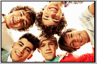 

Posterhouzz One Direction Poster Poster Fine Art Print(12 inch X 18 inch, Rolled)