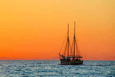 

Oshi - Beautiful Boat in Sea Paper Print(12 inch X 18 inch, Stretched)