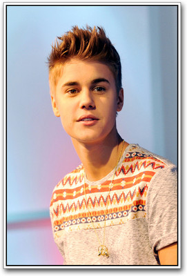 

Justin Bieber Photographic Paper(18 inch X 12 inch)