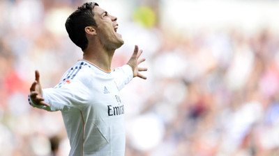 

Posterhouzz Cristiano Ronaldo Poster Paper Print(12 inch X 18 inch, Rolled)