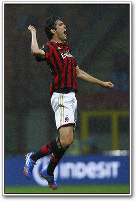 

Kaka Football Photographic Paper(18 inch X 12 inch)