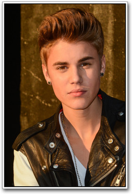 

Justin Bieber Photographic Paper(18 inch X 12 inch)
