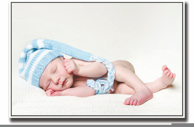 

Posterhouzz Baby with cute tail hat Fine Art Print(12 inch X 18 inch, Rolled)
