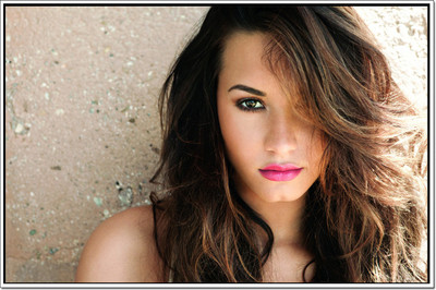 

Posterhouzz Demi Lovato Poster Paper Print(12 inch X 18 inch, Rolled)