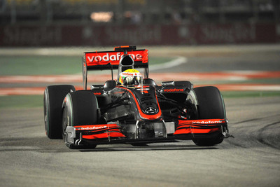 

Posterhouzz F1 (Car Race) Poster Paper Print(12 inch X 18 inch, Rolled)