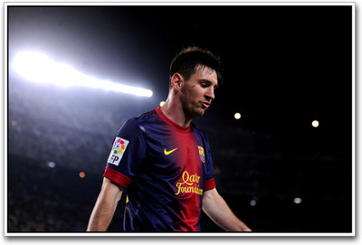 

Lionel Messi Football Photographic Paper(12 inch X 18 inch)