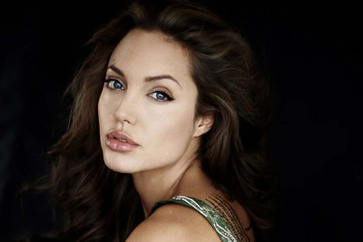 

Angelina Jolie Hollywood Actress Paper Print(12 inch X 18 inch, Rolled)