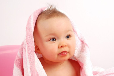 

Posterhouzz Lovely Baby Poster Fine Art Print(12 inch X 18 inch, Rolled)