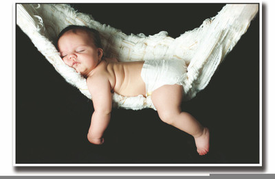 Posterhouzz Baby sleeping in a swing Fine Art Print(12 inch X 18 inch, Rolled)
