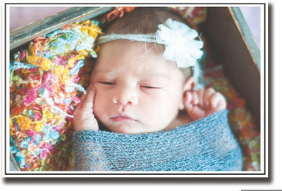 

Posterhouzz Cute baby with blue bow Fine Art Print(12 inch X 18 inch, Rolled)