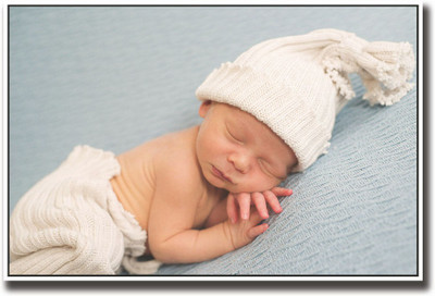 

Baby with cute cap Fine Art Print(12 inch X 18 inch, Rolled)