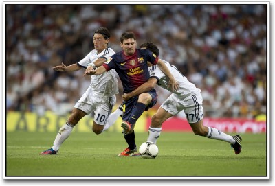 

Lionel Messi Photographic Paper(12 inch X 18 inch)