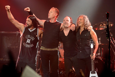 

Posterhouzz Metallica (Heavy Metal Band) Poster Paper Print(12 inch X 18 inch, Rolled)
