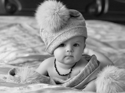 

Posterhouzz Cute Baby in Cool Fashion Photographic Paper(12 inch X 18 inch, Rolled)