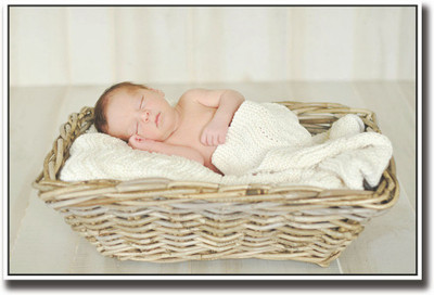 

Baby sleeping in wooden basket Fine Art Print(12 inch X 18 inch, Rolled)