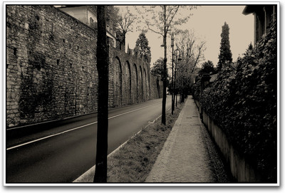 

City Street Paper Print(12 inch X 18 inch)