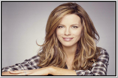 

Posterhouzz Kate Beckinsale Poster Fine Art Print(12 inch X 18 inch, Rolled)