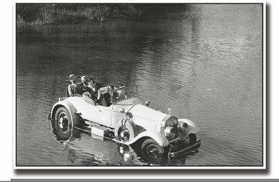 

Posterhouzz Vintage Car in Water Fine Art Print(12 inch X 18 inch, Rolled)