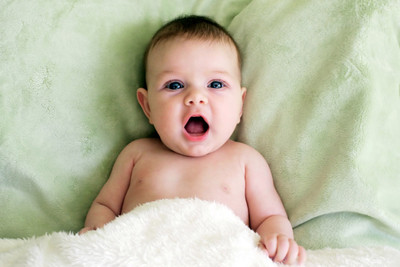 

Posterhouzz Baby'S - Cute Baby (4) Paper Print(12 inch X 18 inch, Rolled)
