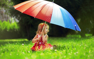 

Posterhouzz Cute Baby Little Girl With Umbrella Photographic Paper(12 inch X 18 inch, Rolled)