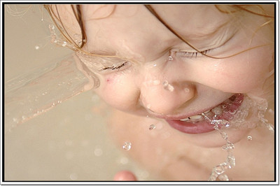 

Posterhouzz Baby Playing With Water Poster Paper Print(12 inch X 18 inch, Rolled)