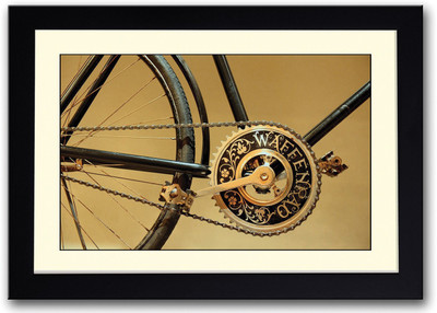 

Bicycle Chain and Pedal Fine Art Print(14 inch X 20 inch, Framed)