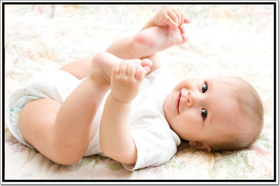

Posterhouzz Cute Baby Enjoying Poster Paper Print(12 inch X 18 inch, Rolled)