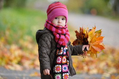 

Posterhouzz Baby With leaves Poster Paper Print(12 inch X 18 inch, Rolled)