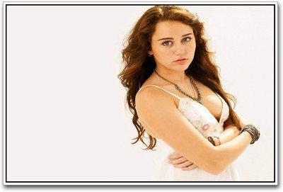 Miley Cyrus Photographic Paper(12 inch X 18 inch)