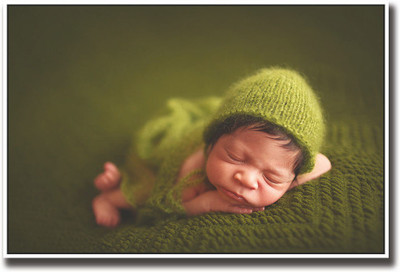 

Baby with green dress Fine Art Print(12 inch X 18 inch, Rolled)