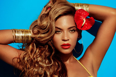 

Posterhouzz Beyonce Poster Paper Print(12 inch X 18 inch, Rolled)