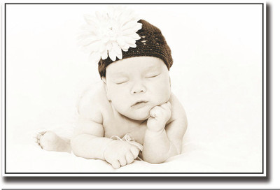 

Posterhouzz Baby with brown cap b&w Fine Art Print(12 inch X 18 inch, Rolled)