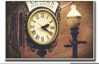 

Posterhouzz Vintage street clock Fine Art Print(12 inch X 18 inch, Rolled)