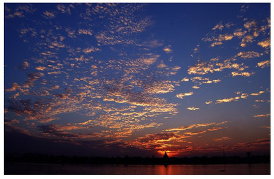 

Landscape images posters for Room, Home and Office. Paper Print(18 inch X 12 inch, Rolled)