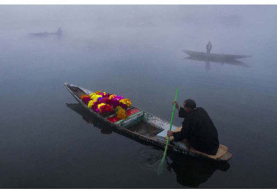 

Tallenge - Magical Kashmir - A3 Size Premium Quality Rolled Poster Paper Print(16.5 inch X 11.7 inch, Rolled)