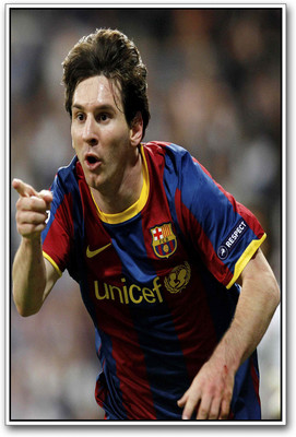 

Lionel Messi Football Photographic Paper(18 inch X 12 inch)